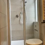 Bnbest Joy Lecco 4 Pax Apartman