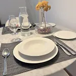 Bnbest Joy Lecco 4 Pax * Milánó