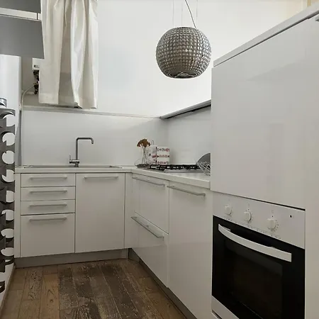 Bnbest Joy Lecco 4 Pax Apartman *