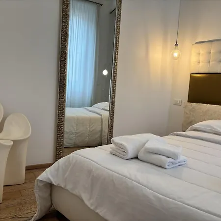 شقة Bnbest Joy Lecco 4 Pax
